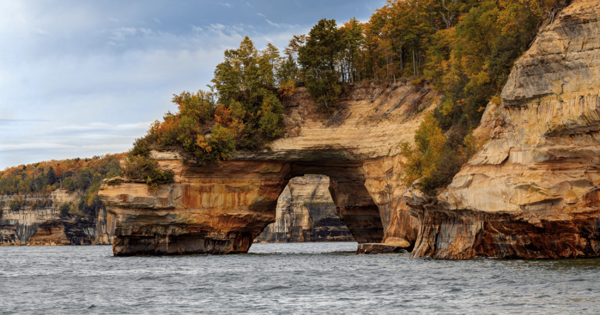 The Best Time to See Fall Colors in Upper Michigan | North of Bleu