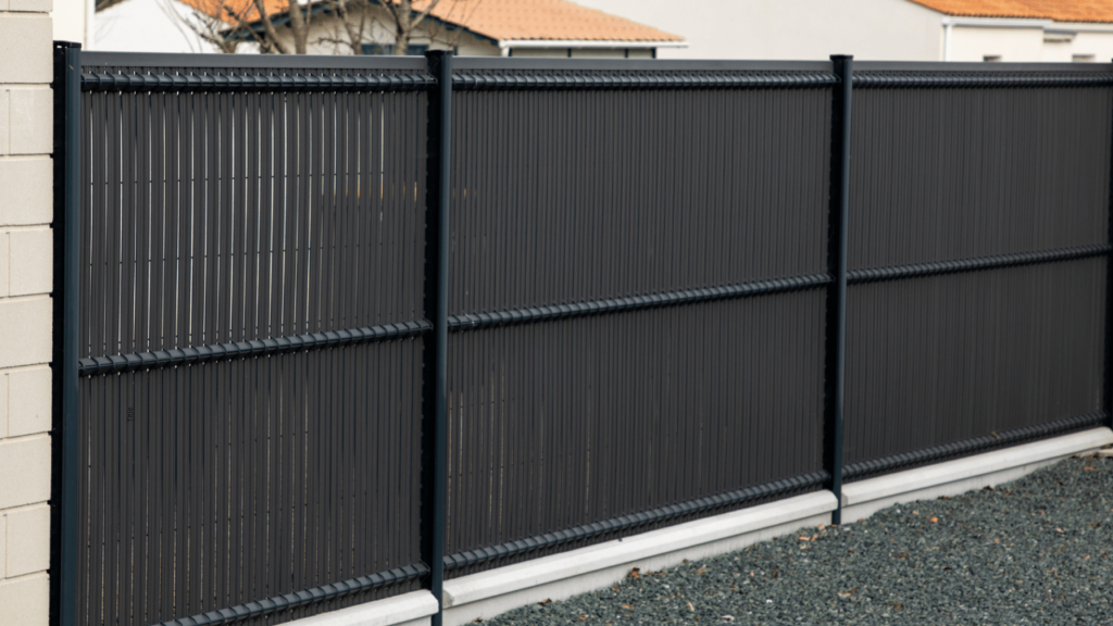aluminum fence